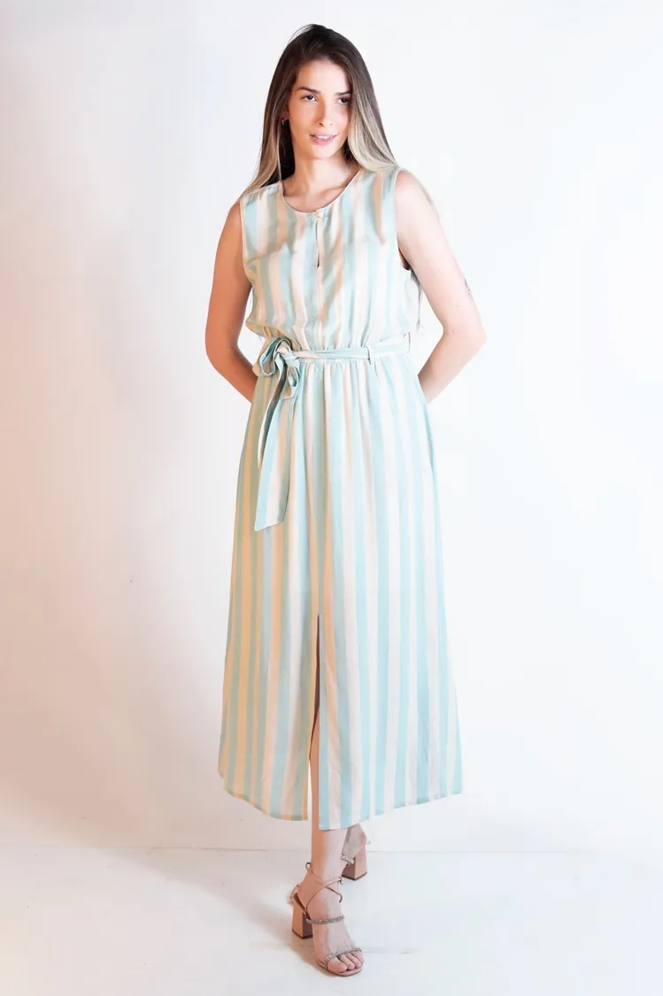 Vestido Dwz sem Manga Listrado com Faixa