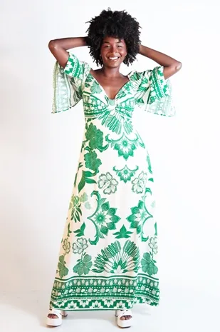 Vestido Dwz Longo Estampado Manga Aberta Com Bojo