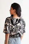 Cropped Dwz Estampada Com Elastico Na Cintura