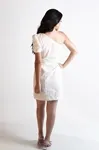 Vestido Dwz Curto Com Uma Manga