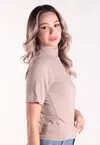 Blusa Dwz Gola Alta Manga Curta