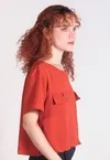 Blusa Dwz Lisa com Bolso Frontal
