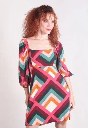 Vestido Dwz Estampado Curto com Amarracao