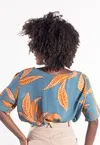Blusa Dwz Manga Curta Estampada com Detalhe Vazado