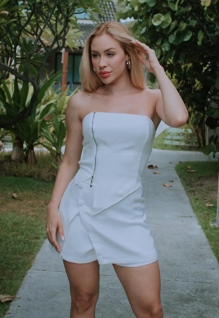 Conjunto Dwz Cropped com Ziper e Short Saia