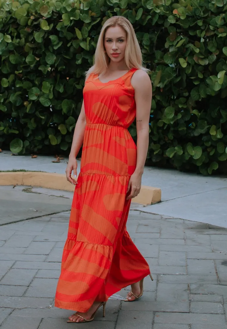 Vestido Dwz Estampado Longo com Fios Dourados