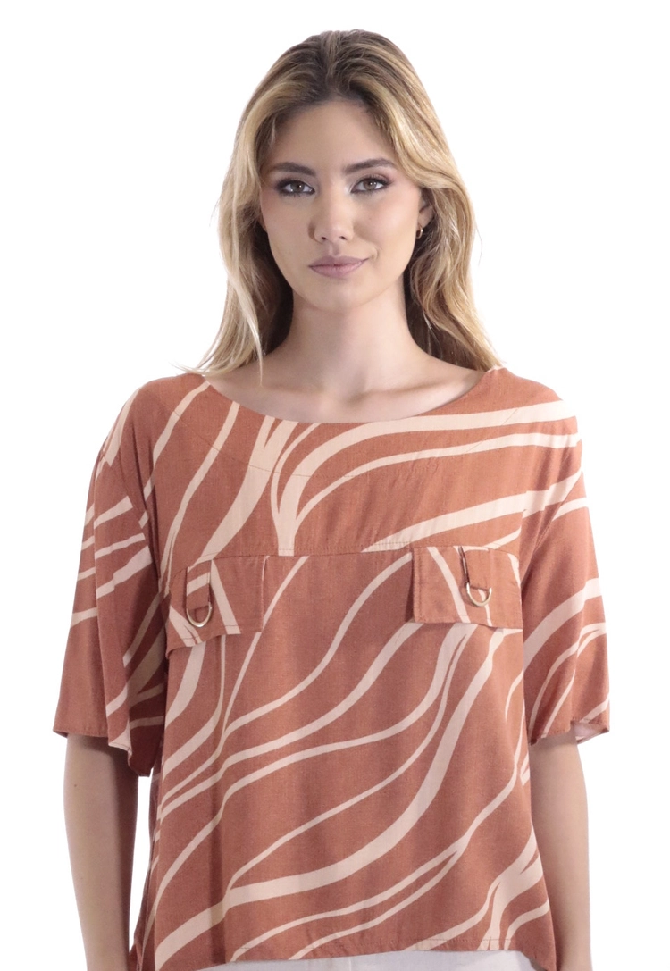 Blusa Dwz Manga Curta com Bolso