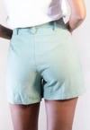 Short Dwz Liso com Botao