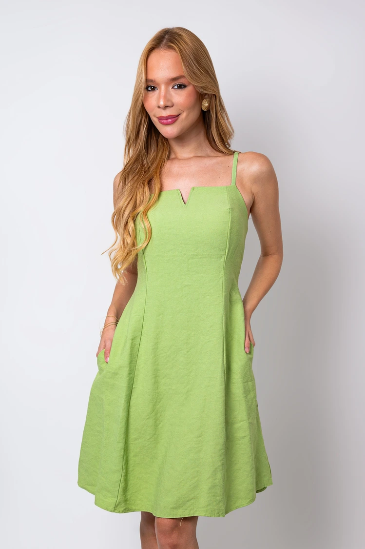 Vestido Dwz Curto V no Busto