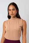 Blusa Dwz Gola Alta sem Manga
