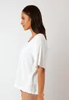 Blusa Dwz Lisa Manga Curva com Botao nas Costas
