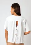 Blusa Dwz Lisa Manga Curva com Botao nas Costas