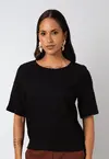 Blusa Dwz Lisa com Manga Curta e Abertura Frontal