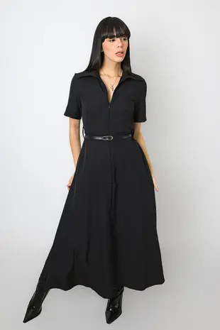 Vestido Dwz Manga Curta com Ziper Mid com Cinto